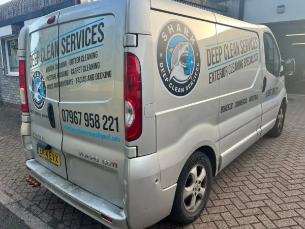Magnetic Van Signs